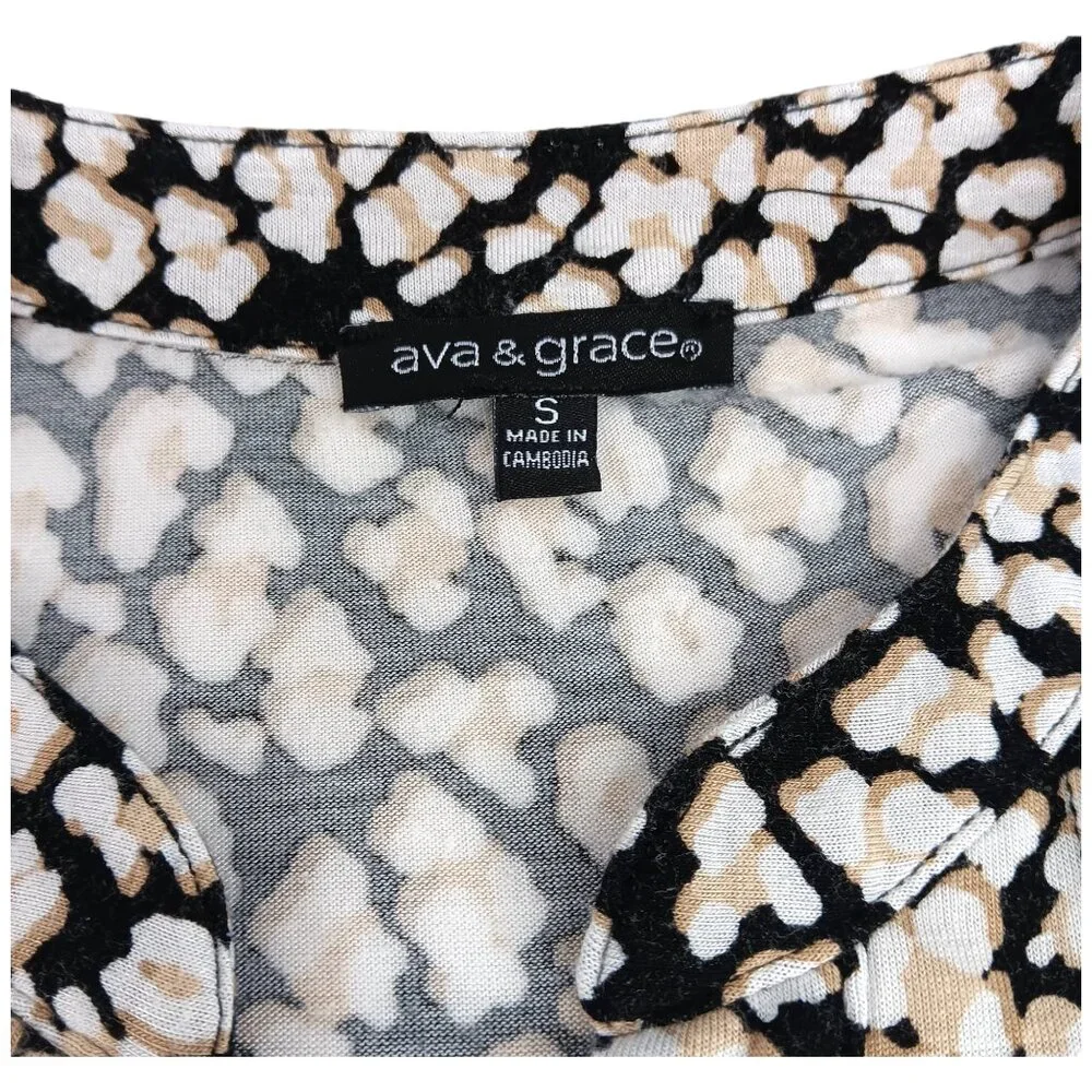 AVA & GRACE-Women's Pleated 3/4 Sleeve-SMALL-Floral-Black with White-Tan Flowers - Picture 11 of 12